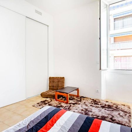 Room Rental In Apartment In Marseille Eksteriør billede